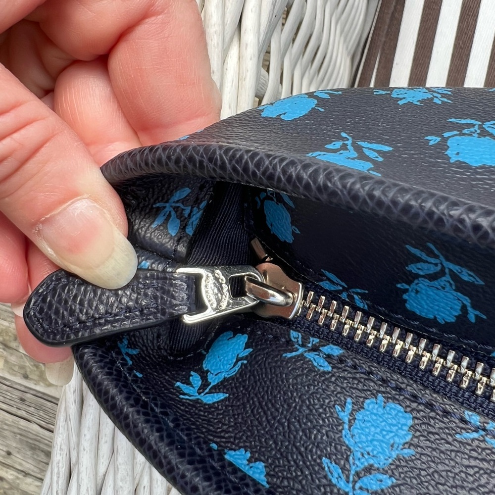 Coach City Zip Top Tote in Badlands Floral Print - Picture 6 of 16